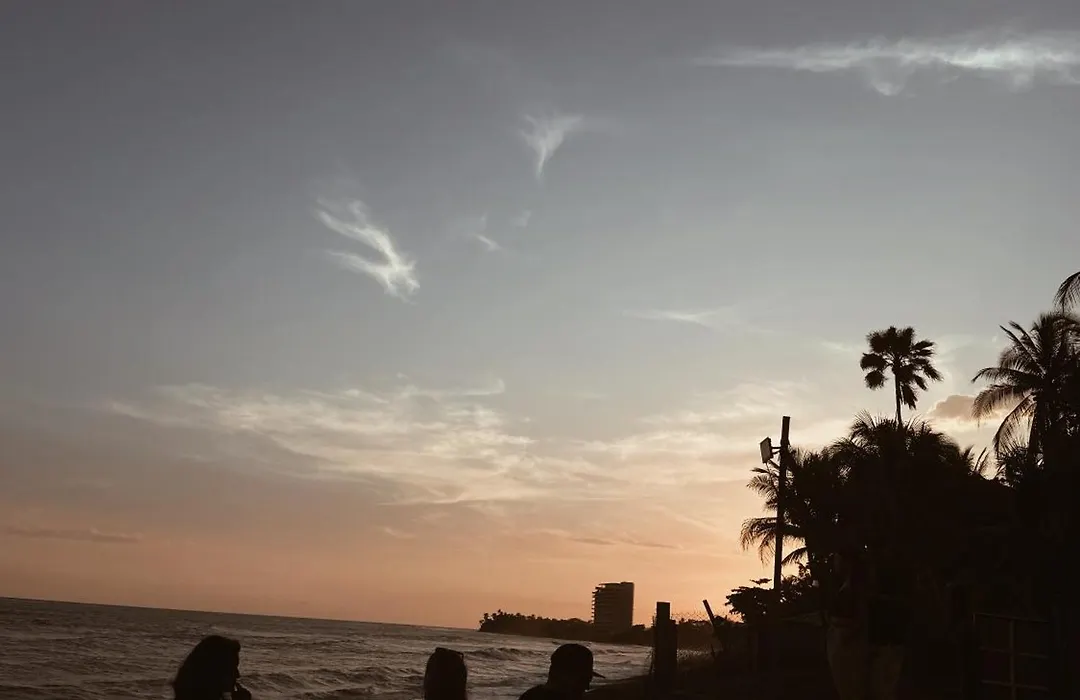 Sunset Surf Villa-1
